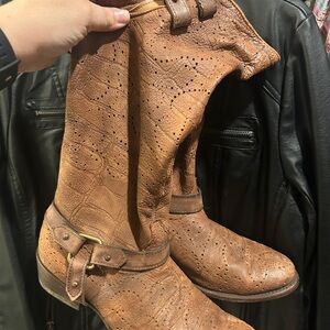 Women's Tan Leather Boots